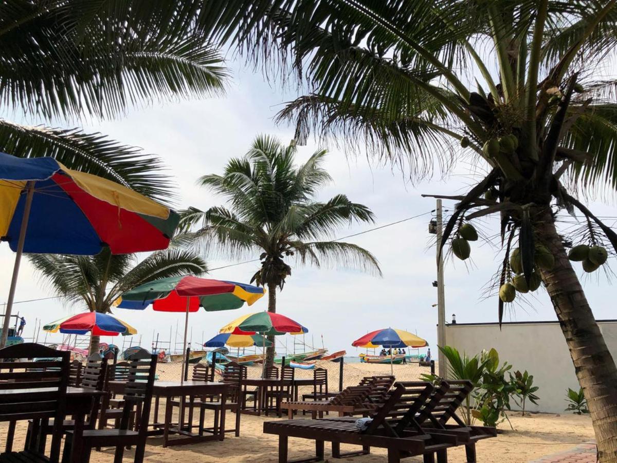 Italia Beach Hotel 앰발랑고다 외부 사진