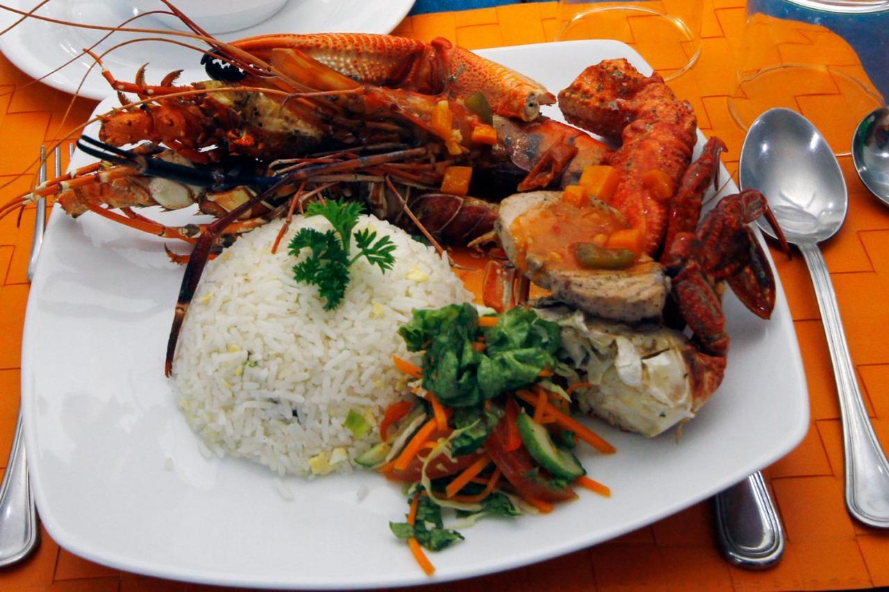 Italia Beach Hotel 앰발랑고다 외부 사진